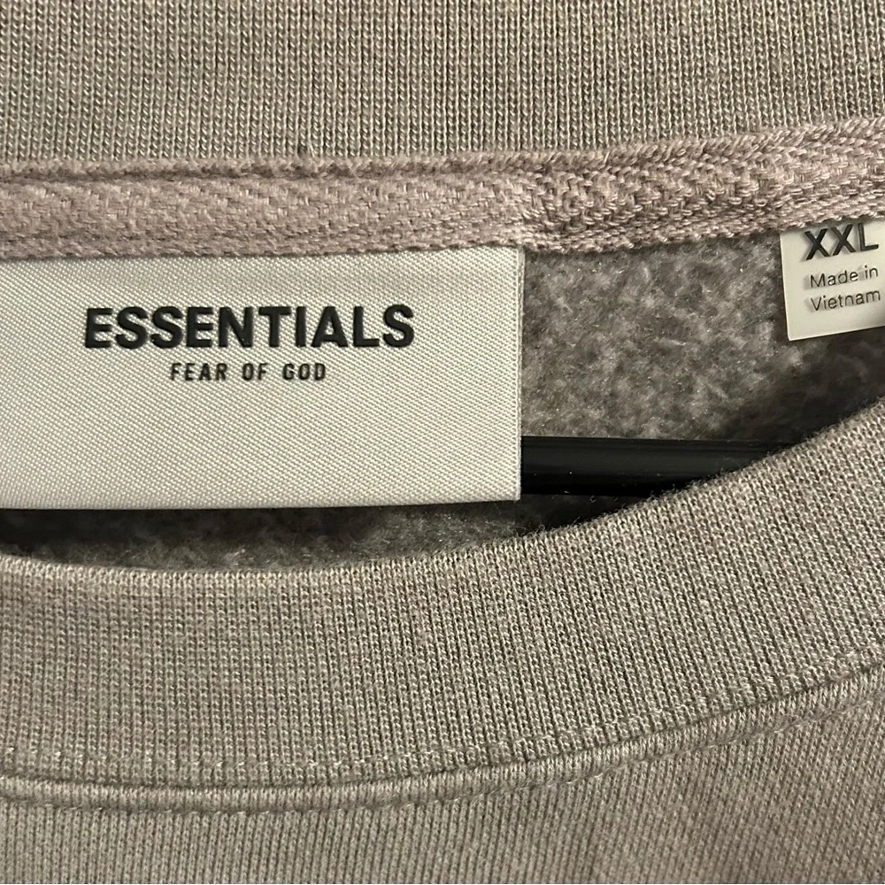 Fear of God Essentials Crewneck Sweater Taupe - Picture 6 of 6